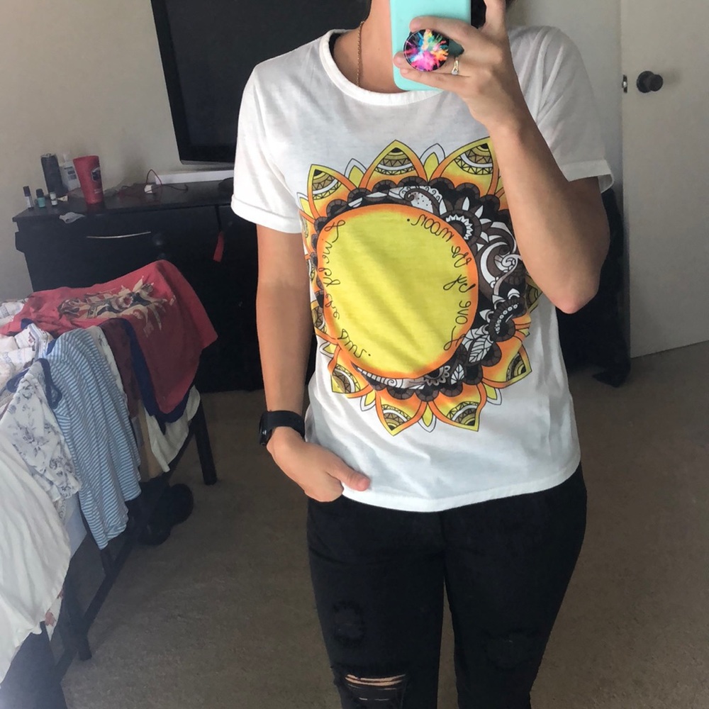 White T shirt
